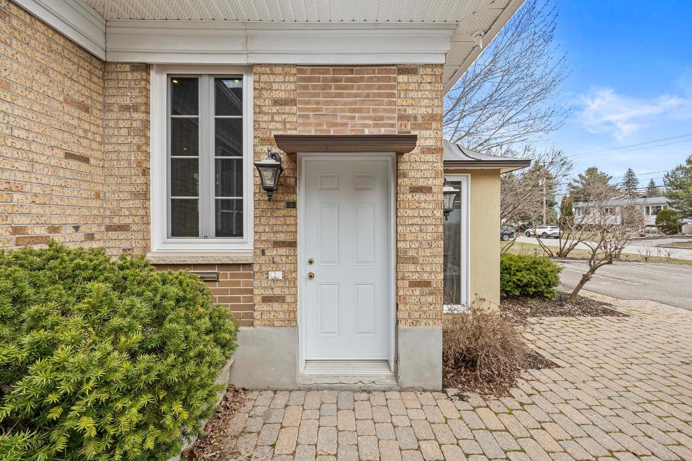 Frontage - 175 Boul. De L'Assomption, Repentigny (Repentigny), QC - Outdoor