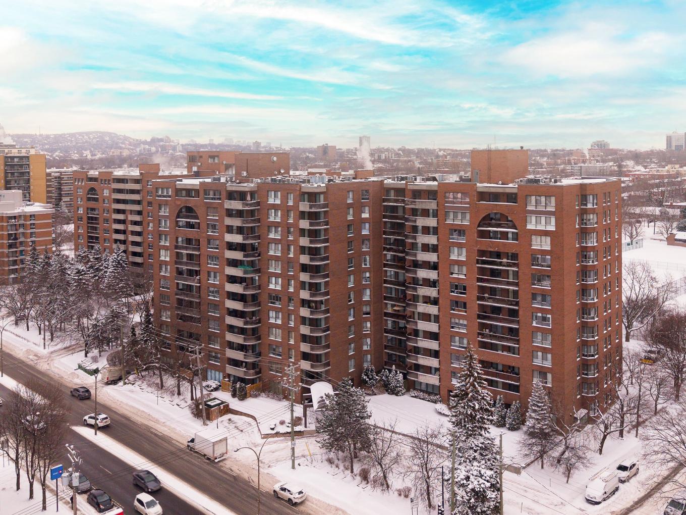 Aerial photo - 502-6980 Ch. De La Côte-St-Luc, Montréal (Côte-Des-Neiges/Notre-Dame-De-Grâce), QC - Outdoor With View