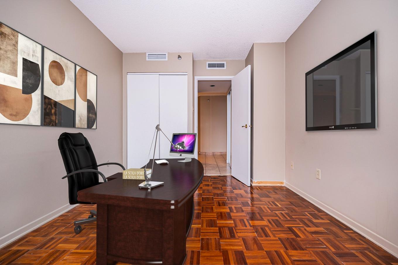 Bedroom - 502-6980 Ch. De La Côte-St-Luc, Montréal (Côte-Des-Neiges/Notre-Dame-De-Grâce), QC - Indoor Photo Showing Other Room