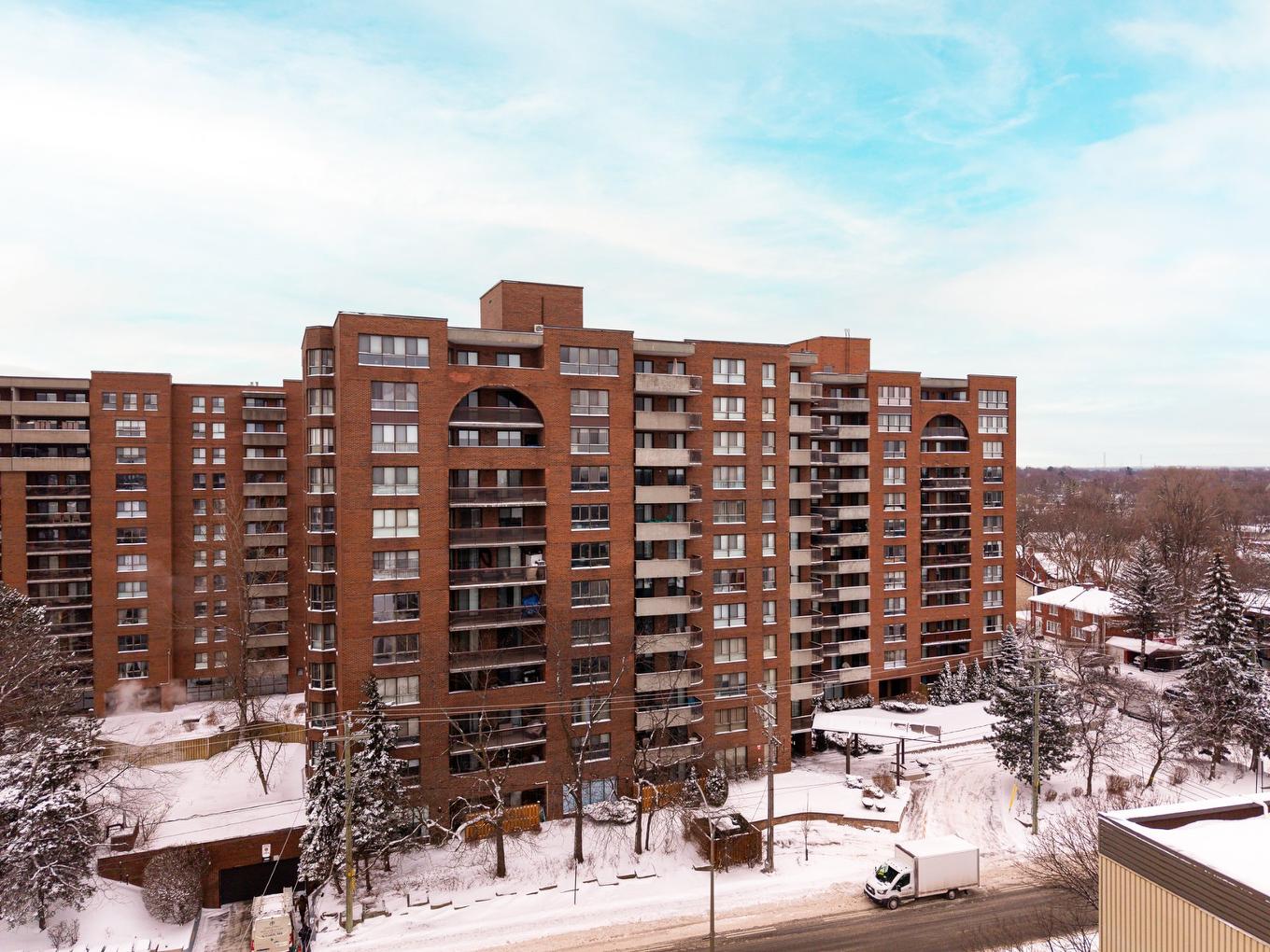 Exterior - 502-6980 Ch. De La Côte-St-Luc, Montréal (Côte-Des-Neiges/Notre-Dame-De-Grâce), QC - Outdoor With Facade