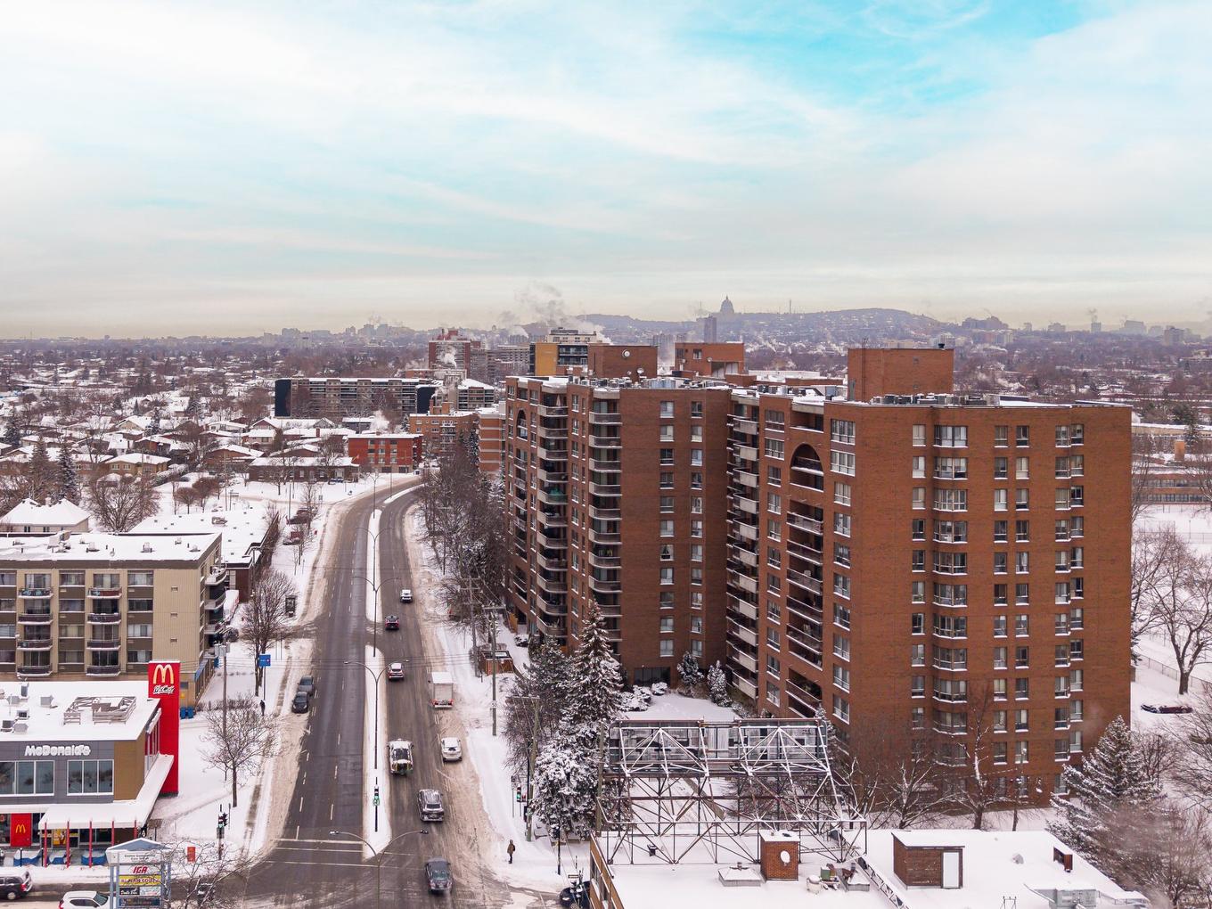 Aerial photo - 502-6980 Ch. De La Côte-St-Luc, Montréal (Côte-Des-Neiges/Notre-Dame-De-Grâce), QC - Outdoor With View