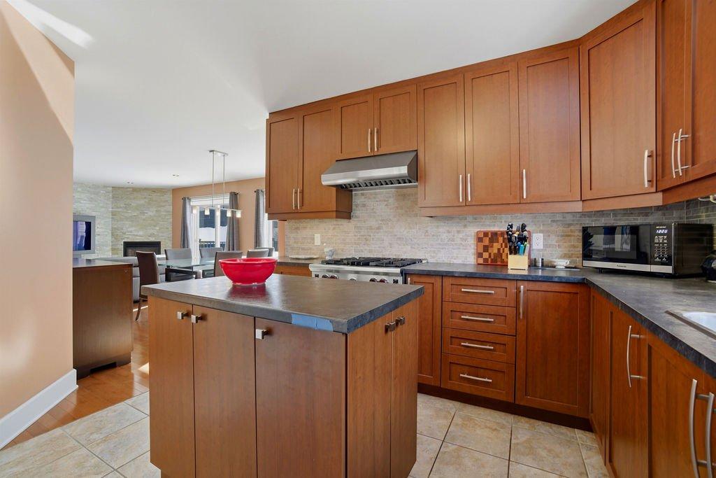 Kitchen - 1447 Boul. Maisonneuve, Saint-Jérôme, QC - Indoor Photo Showing Kitchen
