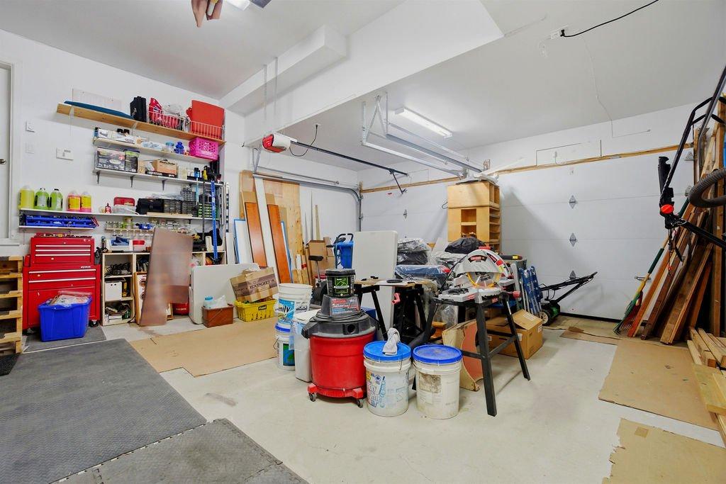 Barn - 1447 Boul. Maisonneuve, Saint-Jérôme, QC - Indoor Photo Showing Garage