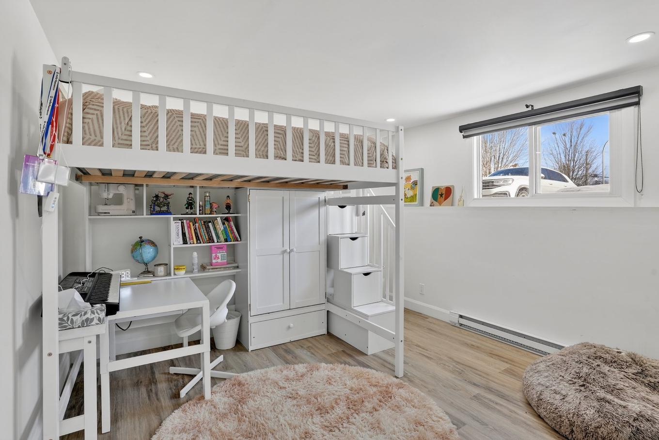 Bedroom - 121 Rue De Cadillac, Châteauguay, QC - Indoor Photo Showing Other Room