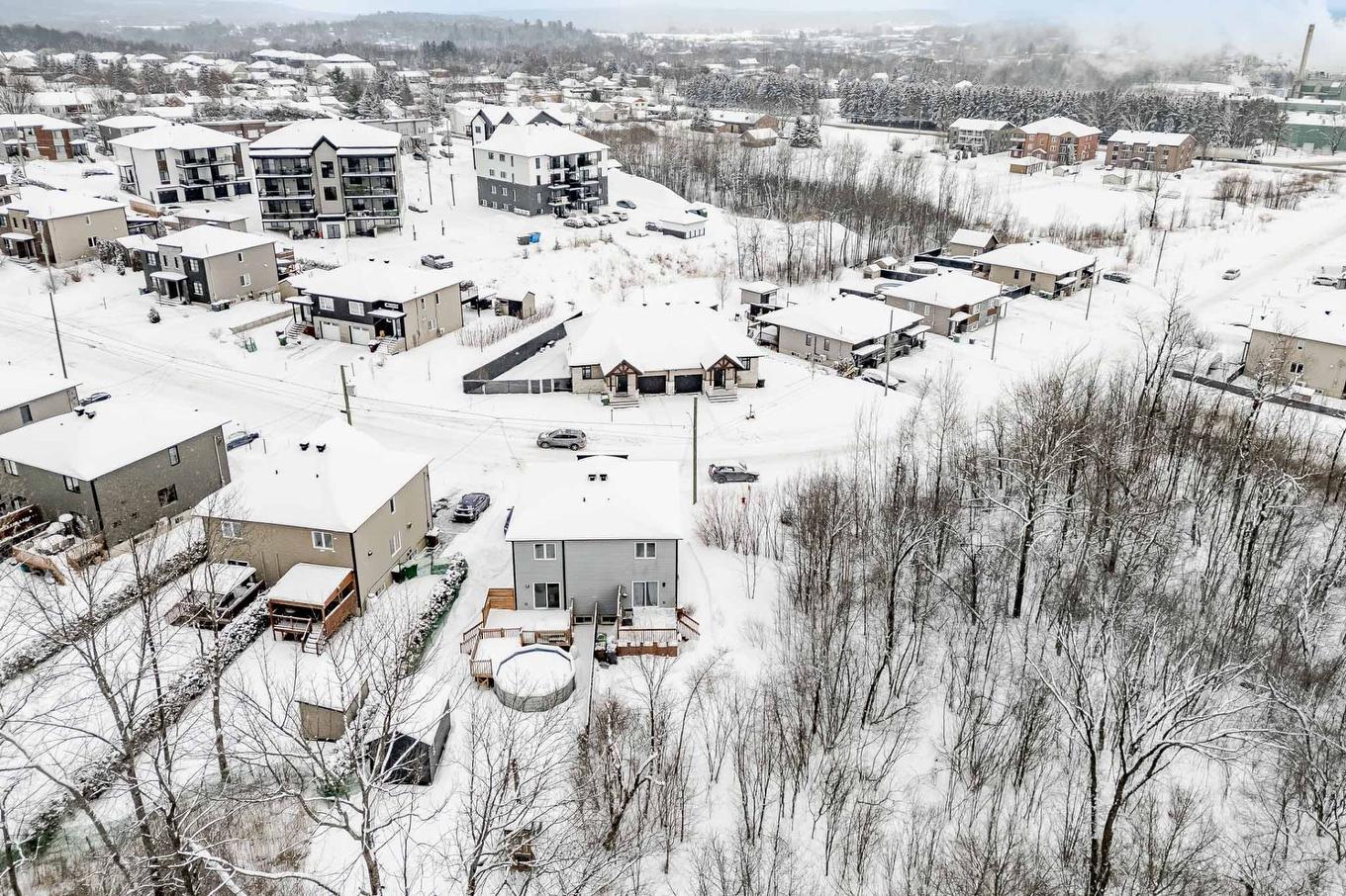 Aerial photo - 70 Rue Raymond-Auger, Sherbrooke (Brompton/Rock Forest/Saint-Élie/Deauville), QC - Outdoor With View