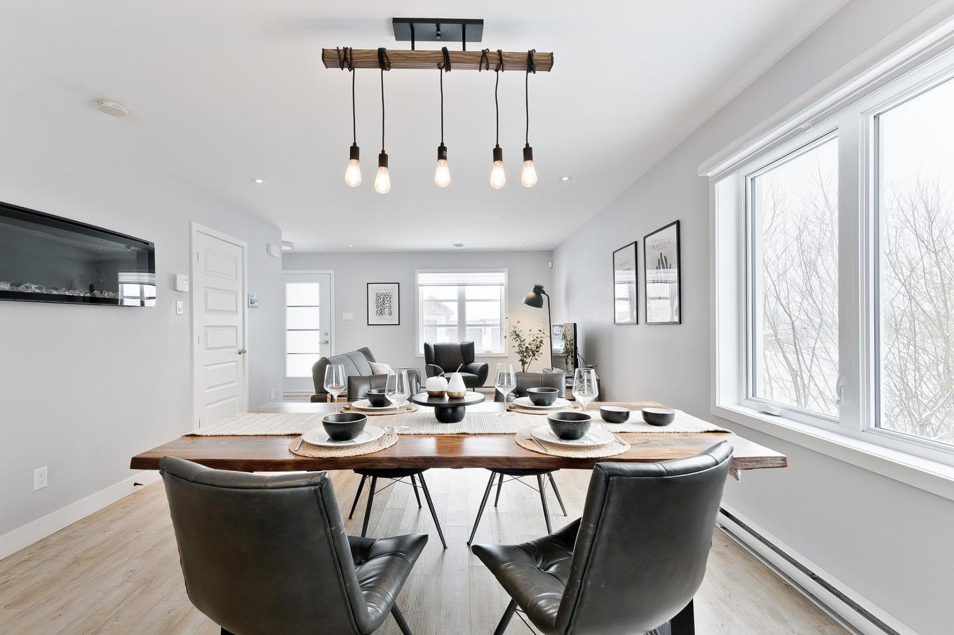 Dining room - 70 Rue Raymond-Auger, Sherbrooke (Brompton/Rock Forest/Saint-Élie/Deauville), QC - Indoor Photo Showing Dining Room