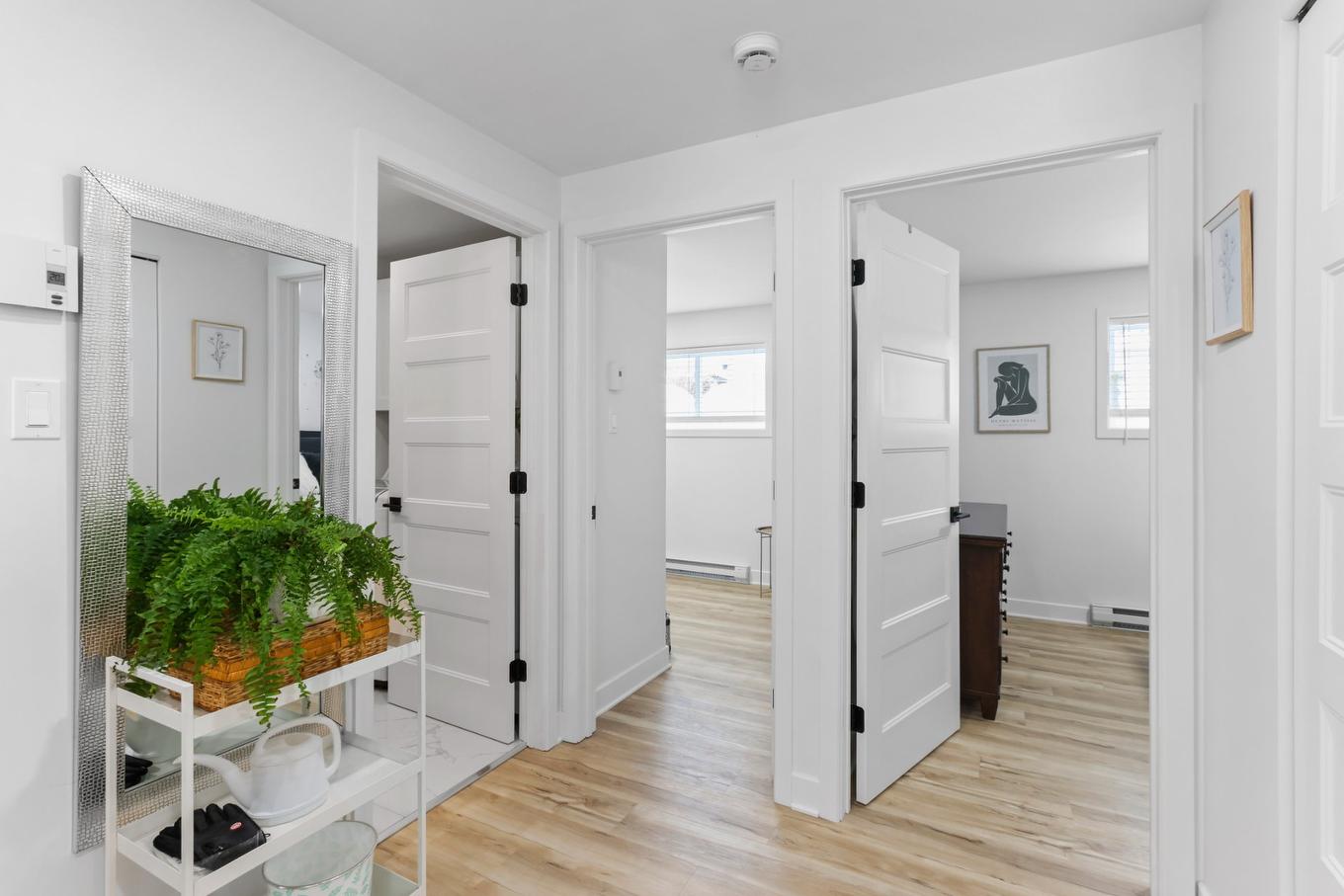 Passageway - 23 Rue Virginie, Salaberry-De-Valleyfield, QC - Indoor Photo Showing Other Room