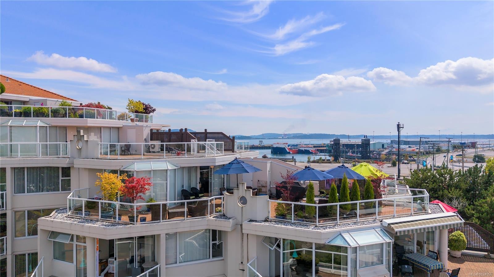 502-158 Promenade Dr, Nanaimo, BC - Outdoor With View