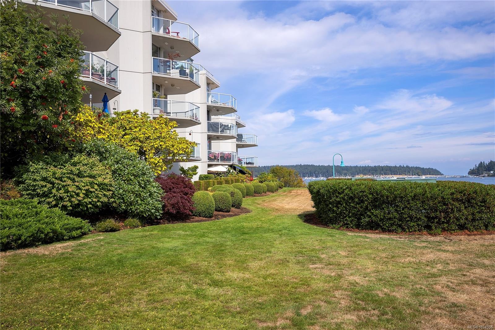 502-158 Promenade Dr, Nanaimo, BC - Outdoor