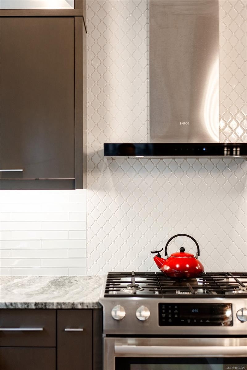 881 Hayden Pl, Mill Bay, BC