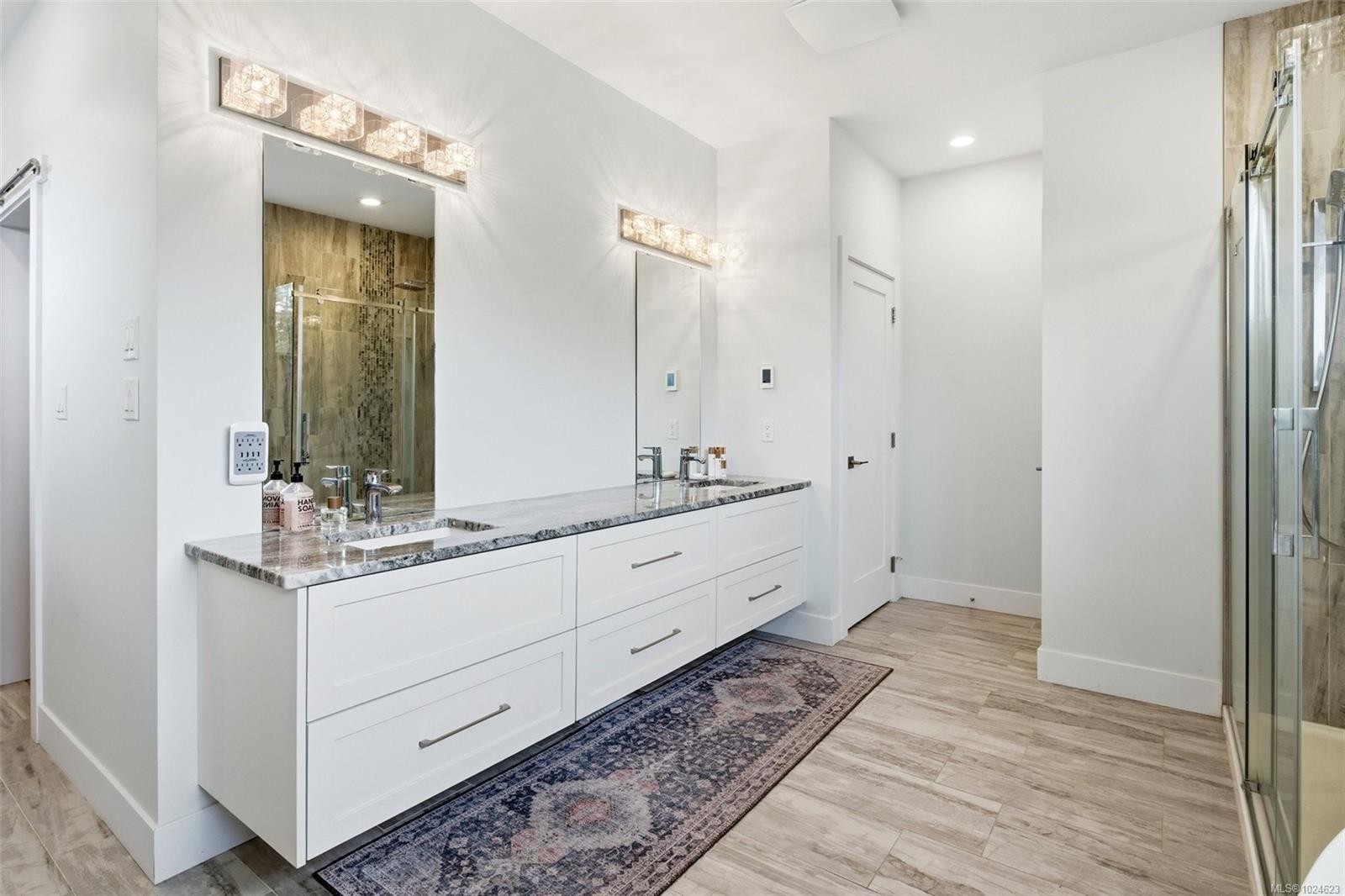 881 Hayden Pl, Mill Bay, BC