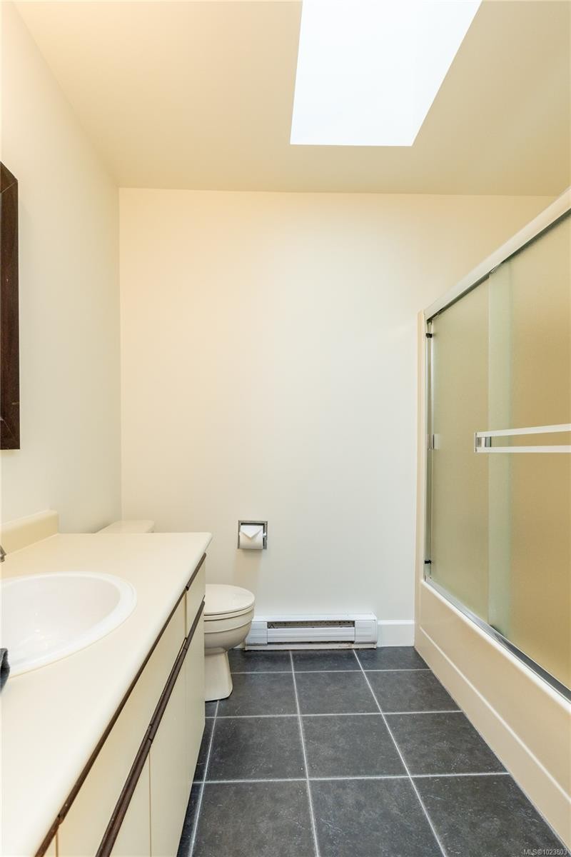 2585 Quill Dr, Nanaimo, BC