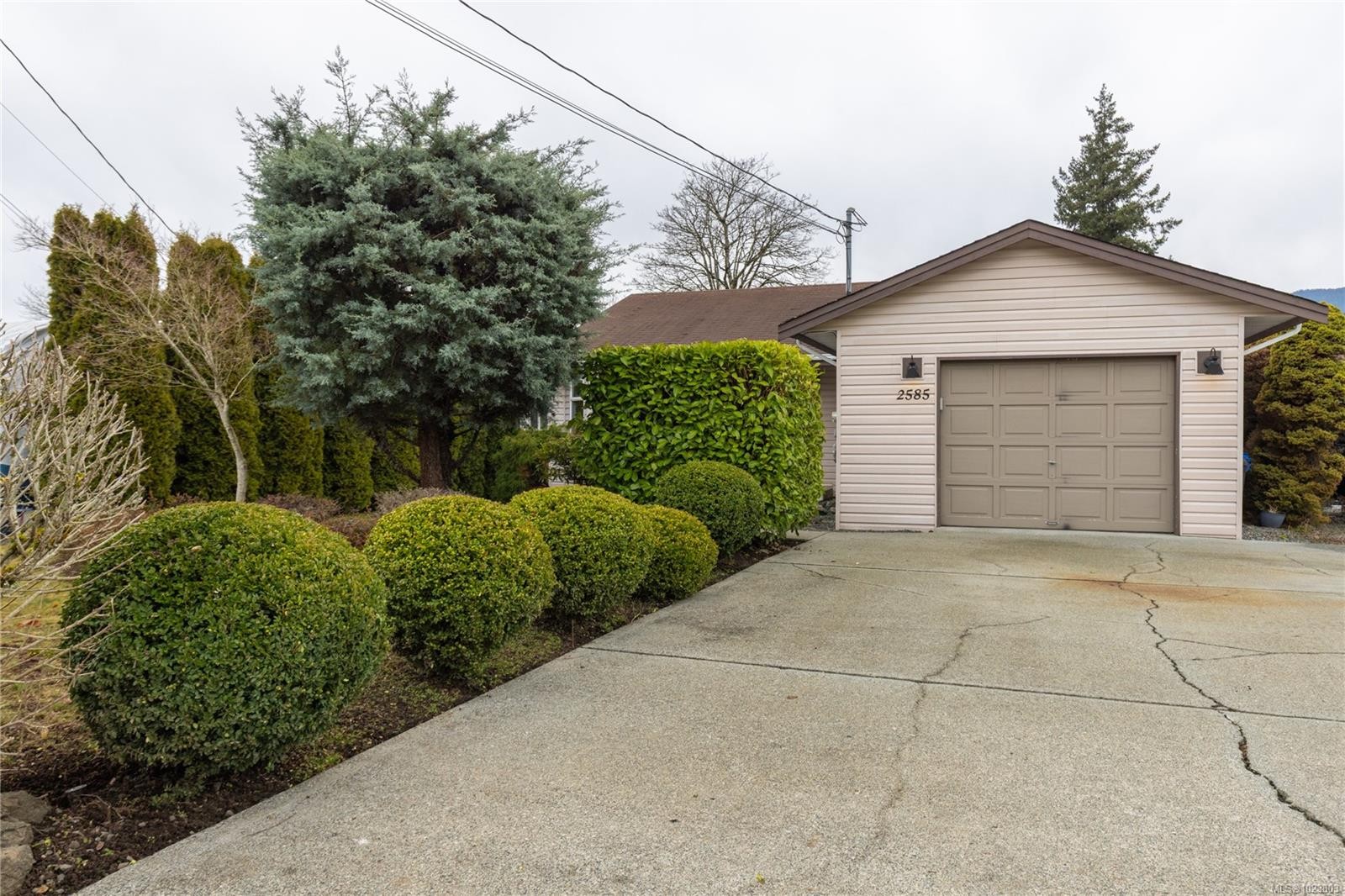 2585 Quill Dr, Nanaimo, BC