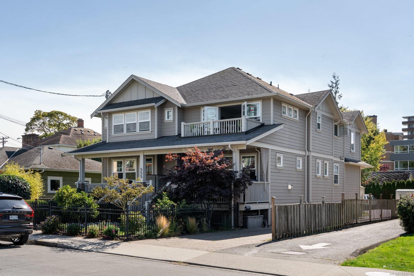 3-555 Niagara St, Victoria, BC