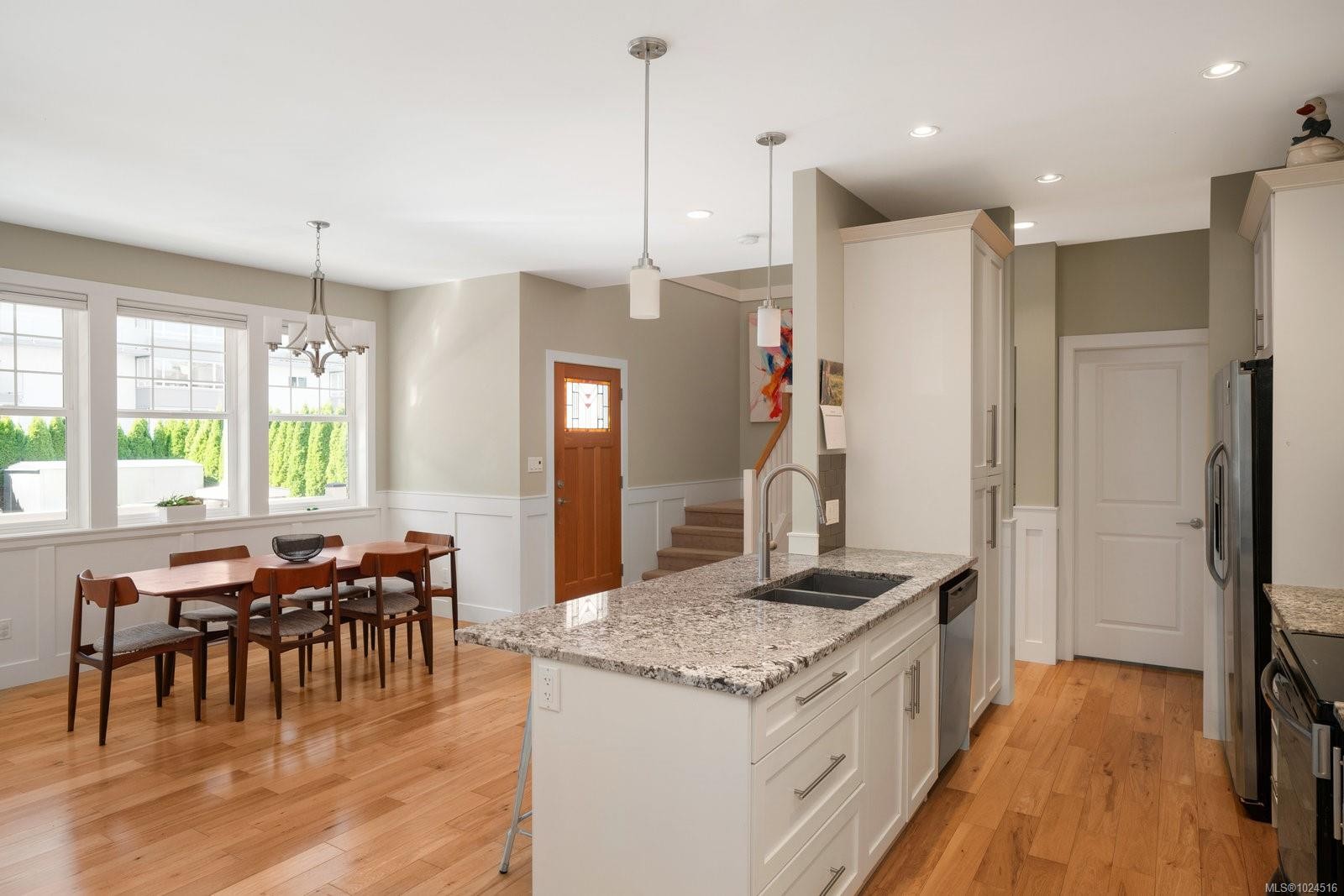 3-555 Niagara St, Victoria, BC