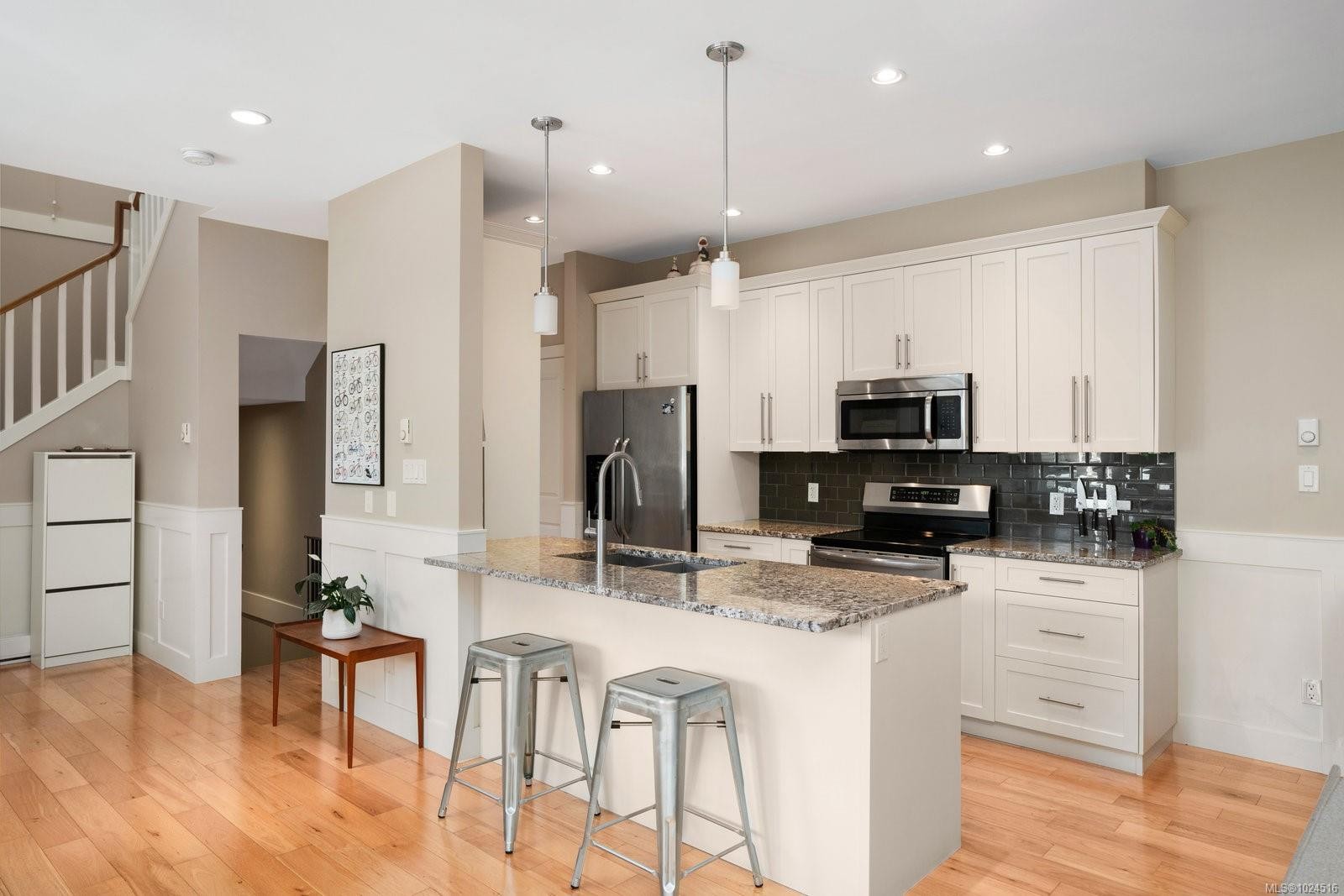 3-555 Niagara St, Victoria, BC