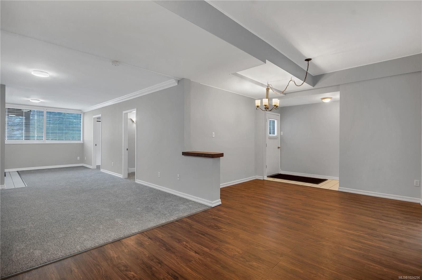 1260 Sayward Rd, Sayward, BC - Indoor Photo Showing Other Room