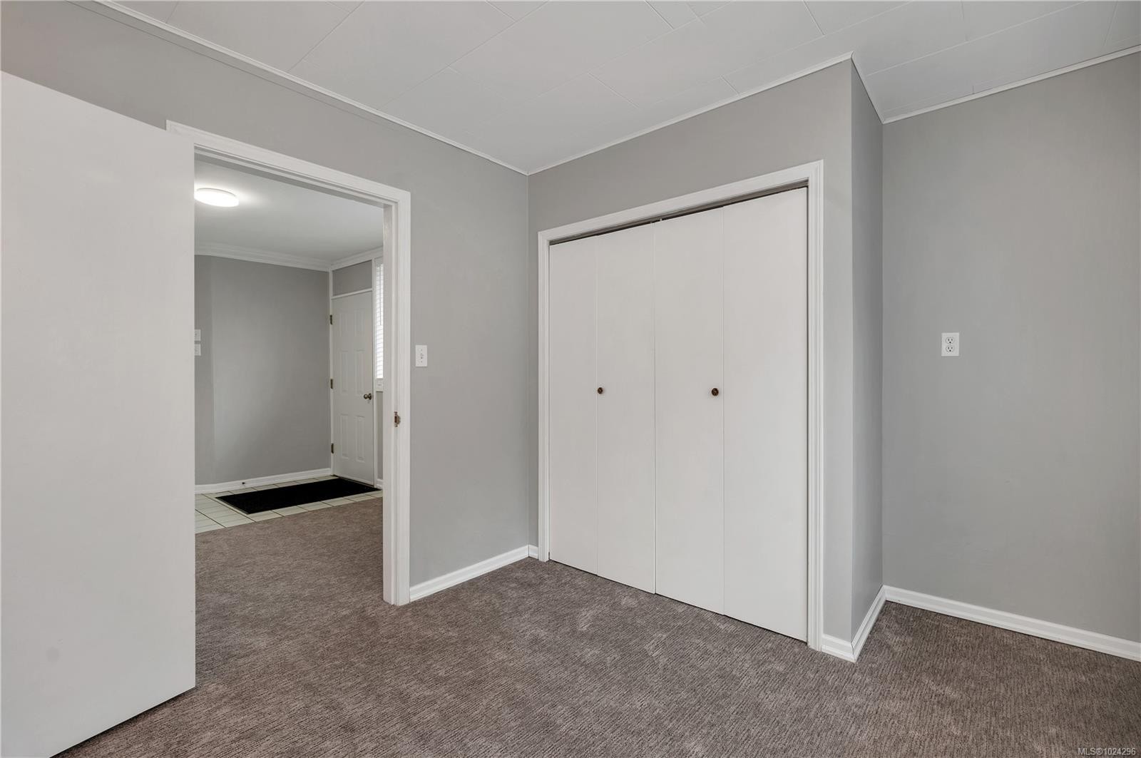 1260 Sayward Rd, Sayward, BC - Indoor Photo Showing Other Room