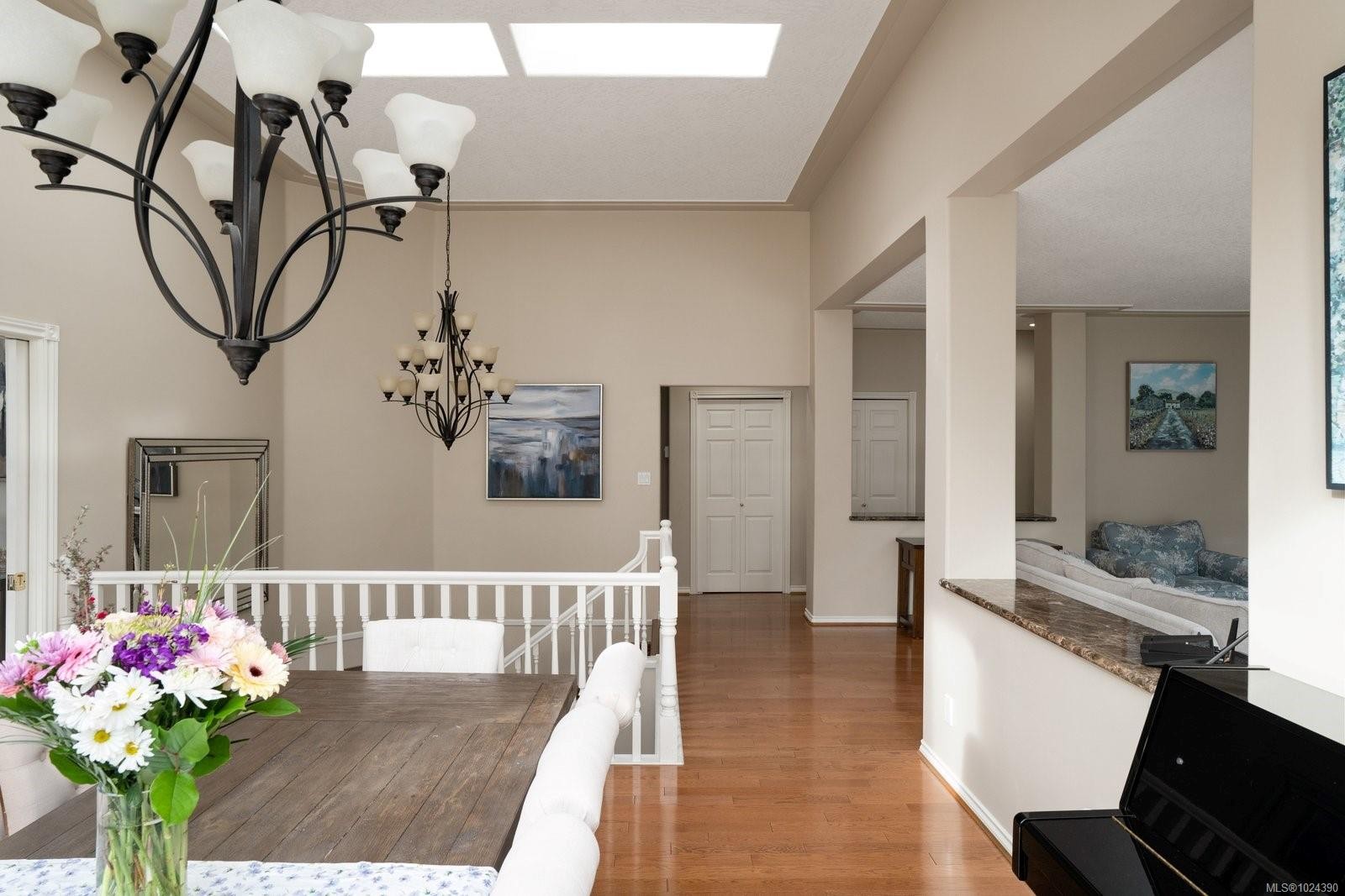 4652 Boulderwood Dr, Saanich, BC