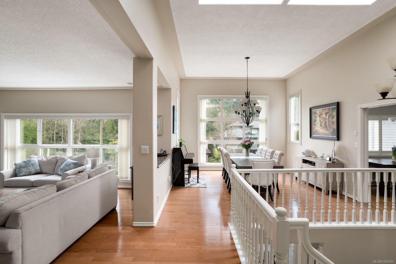 4652 Boulderwood Dr, Saanich, BC