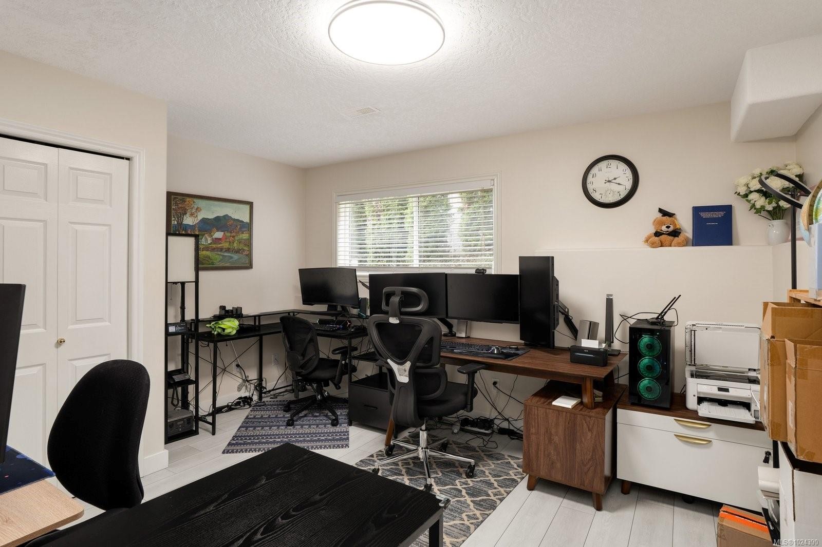 4652 Boulderwood Dr, Saanich, BC