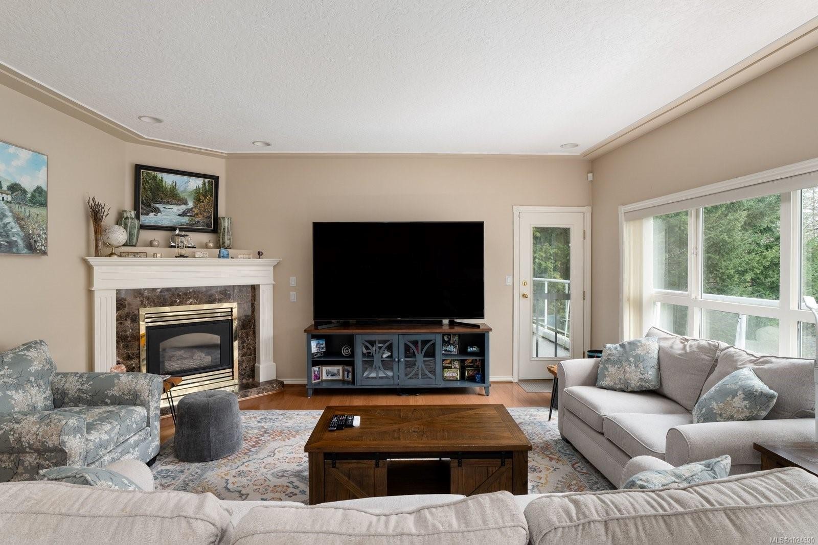 4652 Boulderwood Dr, Saanich, BC