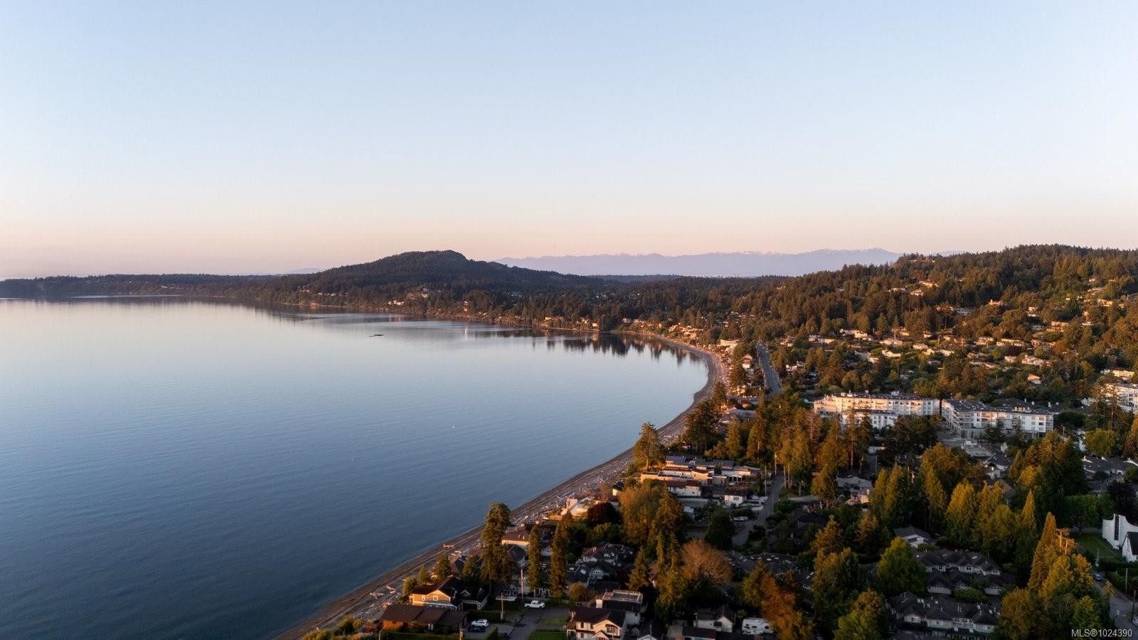 4652 Boulderwood Dr, Saanich, BC