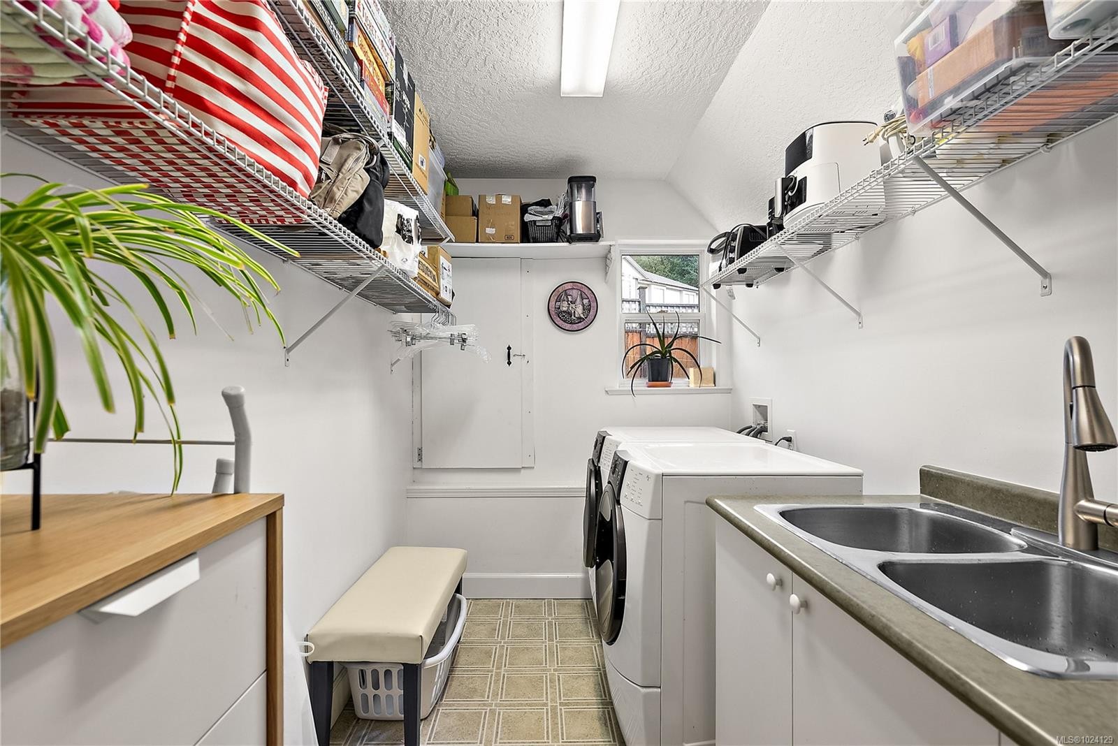 3574 Kelly Dawn Pl, Langford, BC