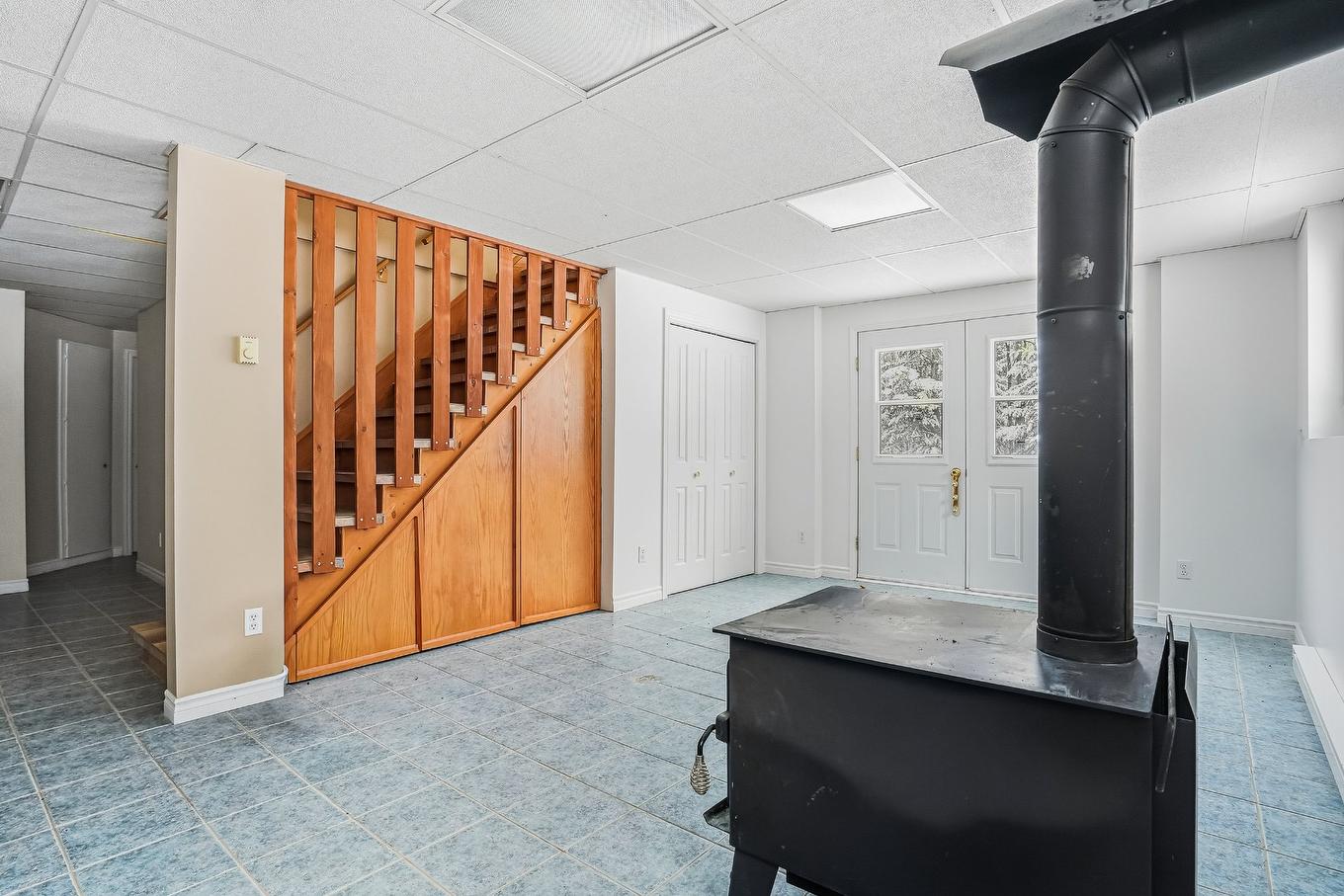 Salon - 3584 Rue Des Châtaigniers, Sherbrooke (Brompton/Rock Forest/Saint-Élie/Deauville), QC - Indoor Photo Showing Other Room