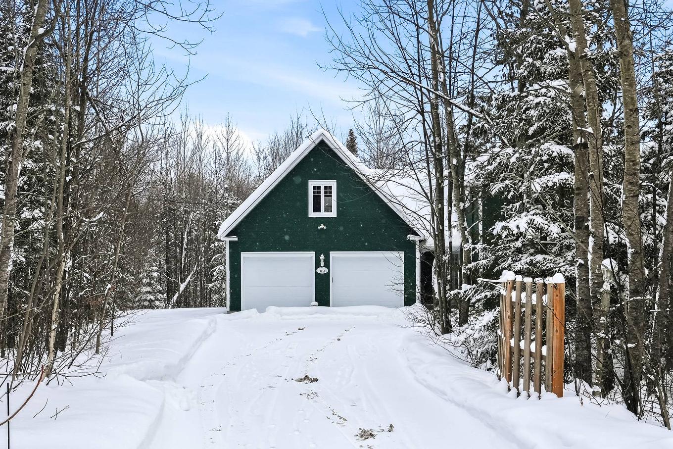 Garage - 3584 Rue Des Châtaigniers, Sherbrooke (Brompton/Rock Forest/Saint-Élie/Deauville), QC - Outdoor