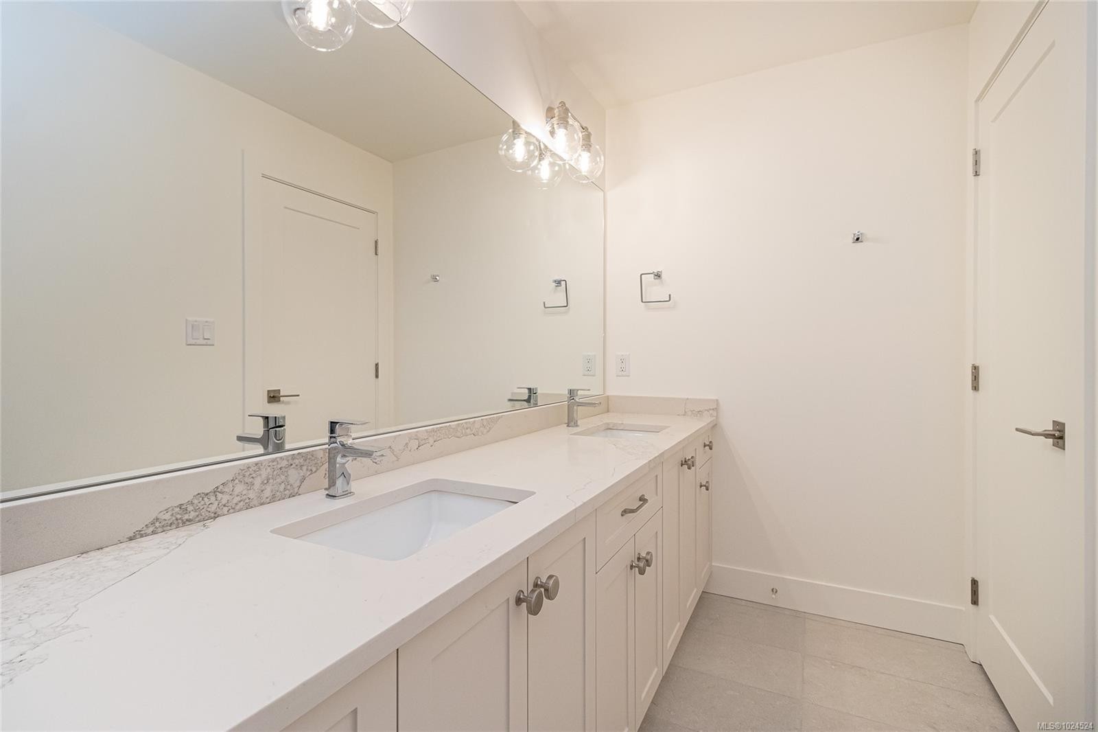 2160 Bellflower Dr, Langford, BC