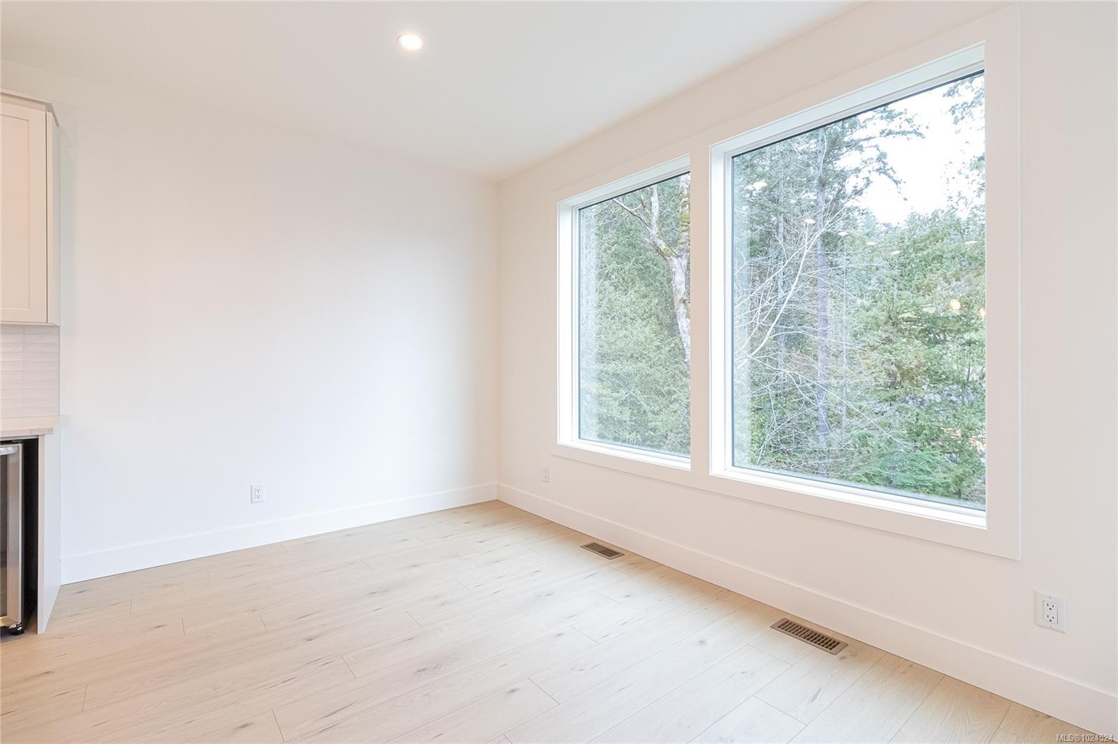 2160 Bellflower Dr, Langford, BC