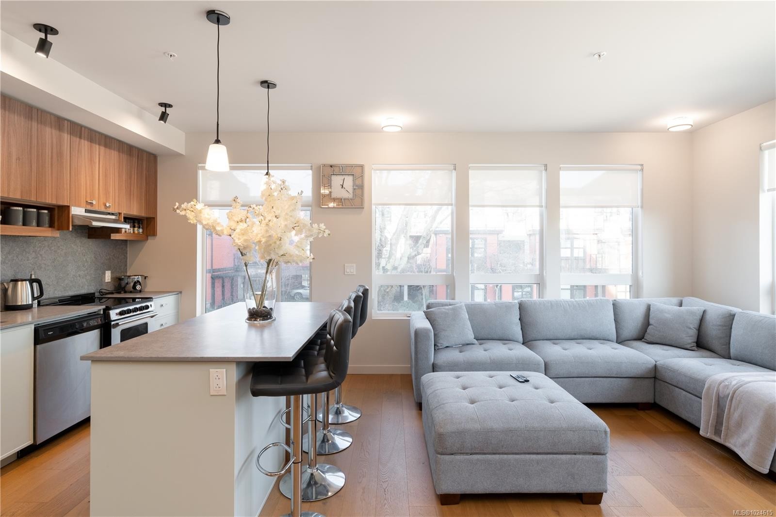 206-629 Speed Ave, Victoria, BC - Indoor