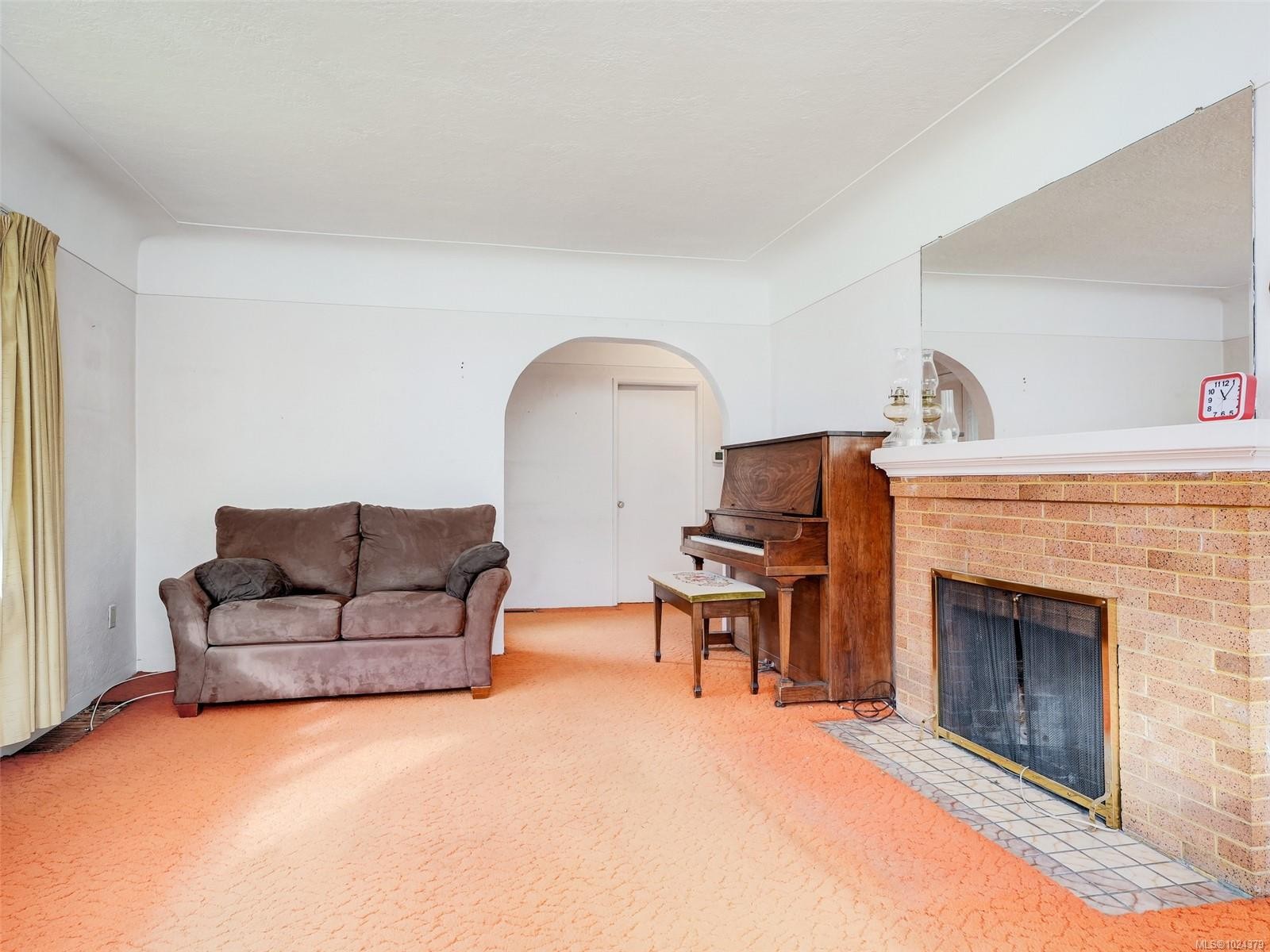 24 Gorge Rd East, Victoria, BC