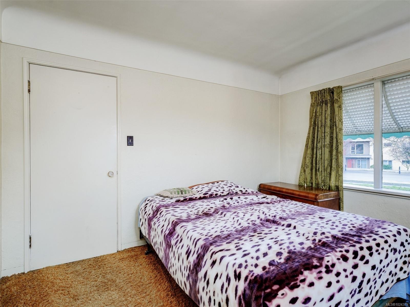 24 Gorge Rd East, Victoria, BC