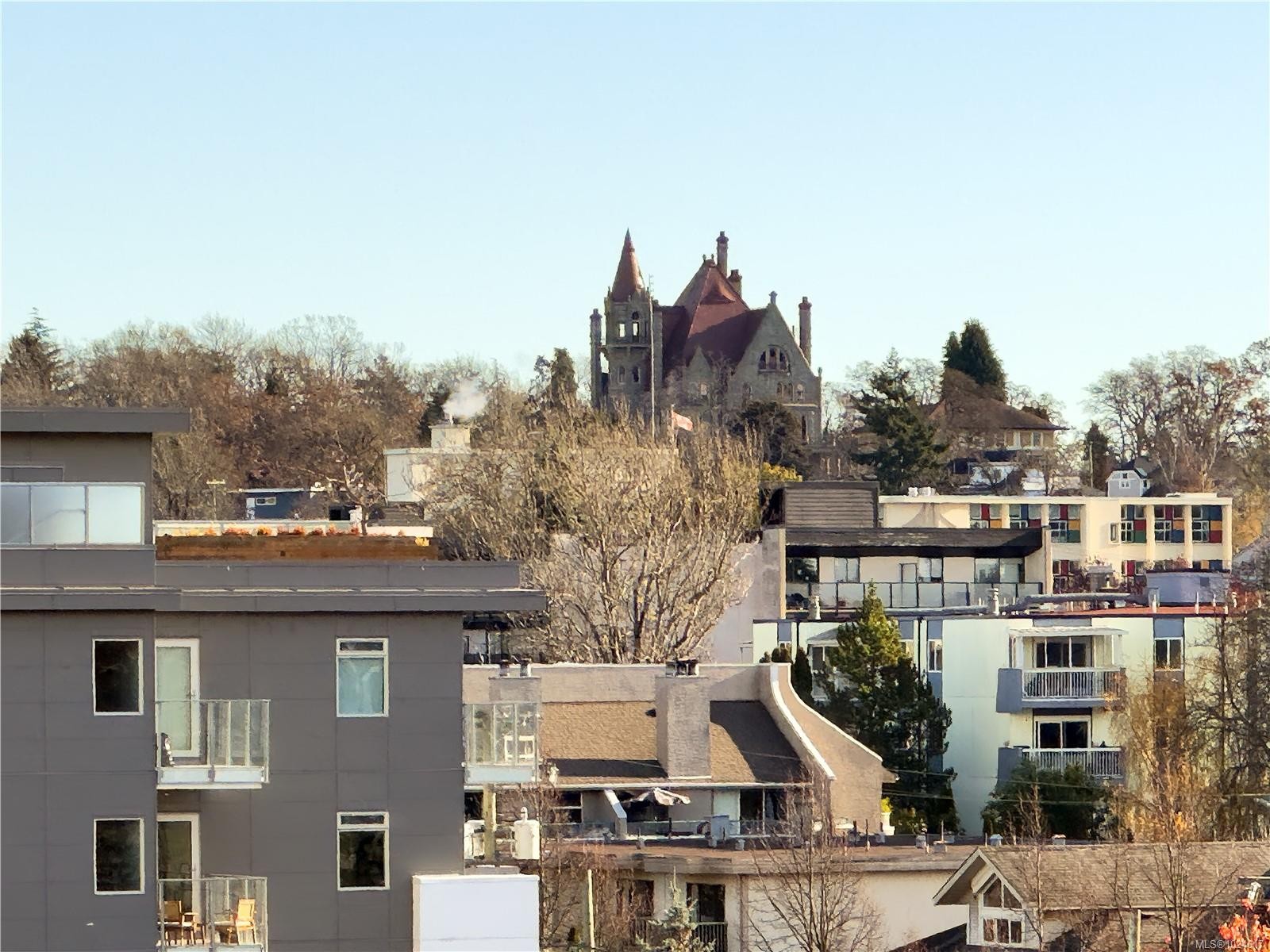 N312-1105 Pandora Ave, Victoria, BC - Outdoor