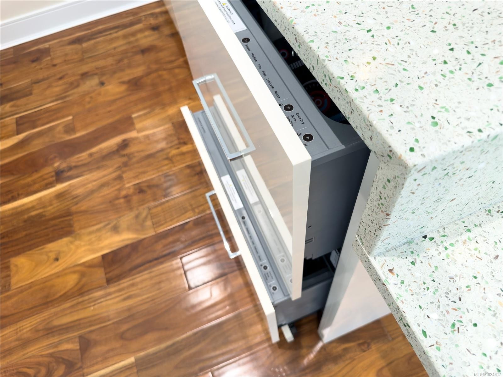 N312-1105 Pandora Ave, Victoria, BC - Indoor Photo Showing Other Room