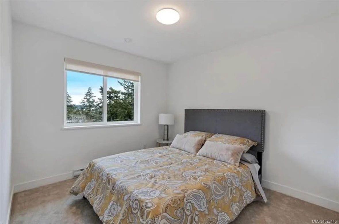 227 Heddle Ave, View Royal, BC