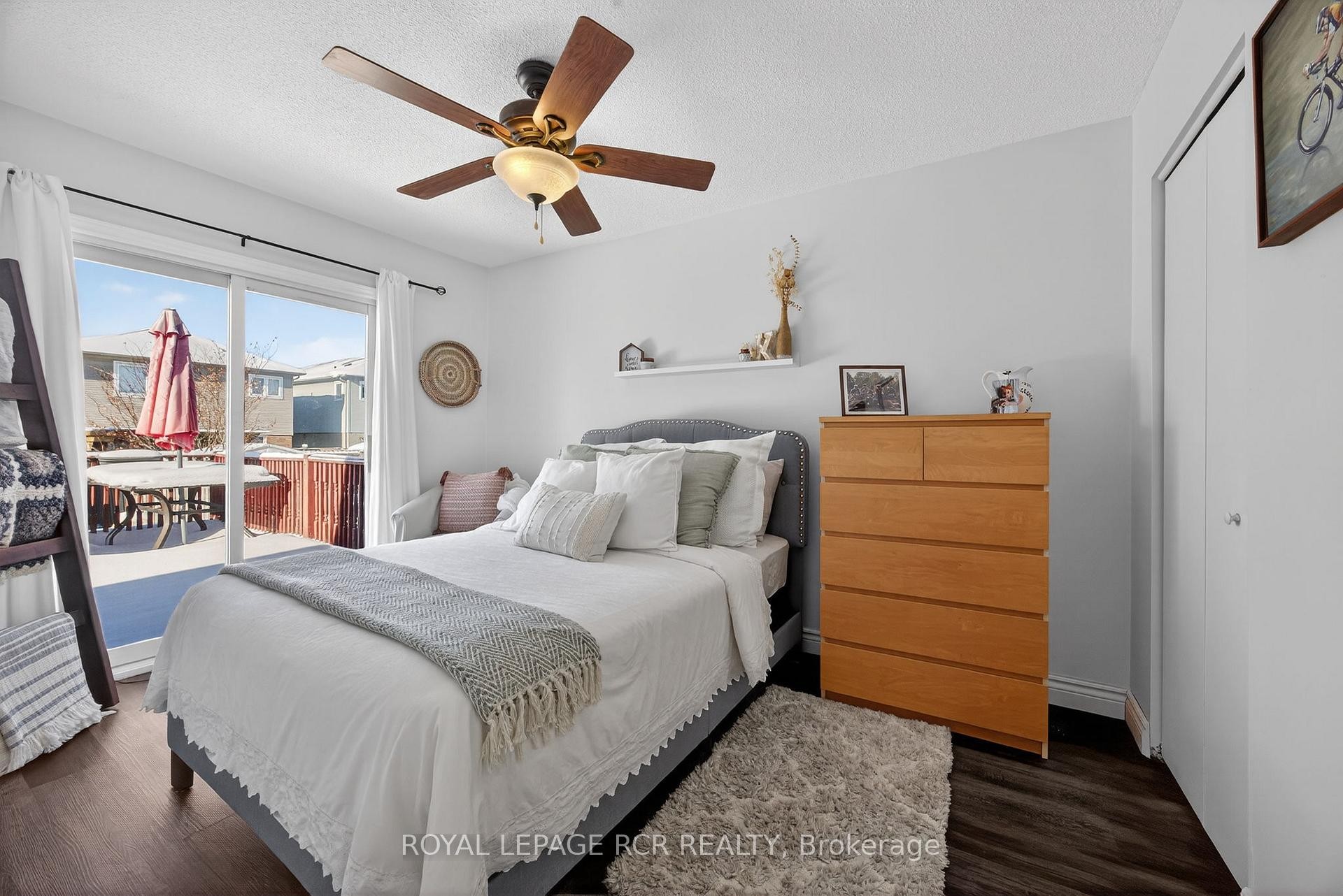 30 Longview Drive, Bradford West Gwillimbury, ON - Indoor Photo Showing Bedroom