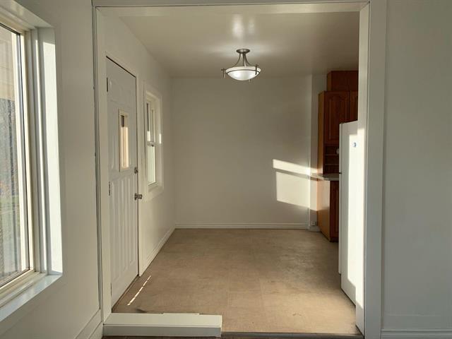 826 St Mary'S Rd, Winnipeg, MB