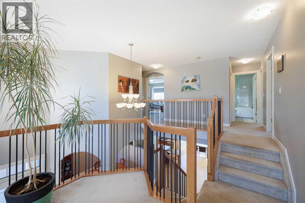 98 Tuscany Estates Crescent Nw, Calgary, AB - Indoor Photo Showing Other Room