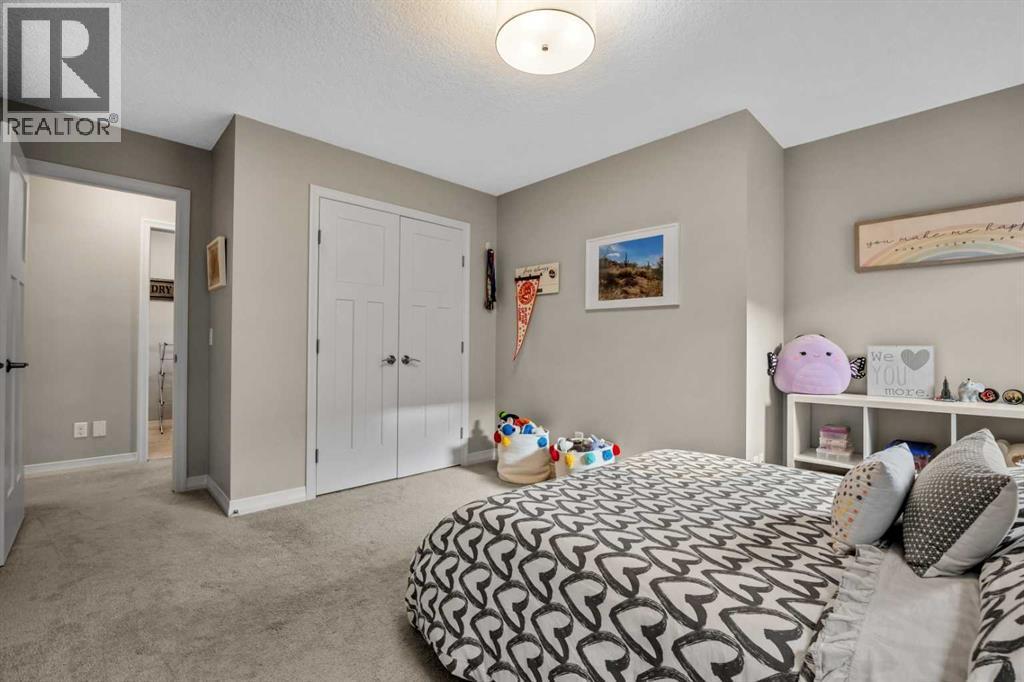 206 Mahogany Passage Se, Calgary, AB - Indoor Photo Showing Bedroom