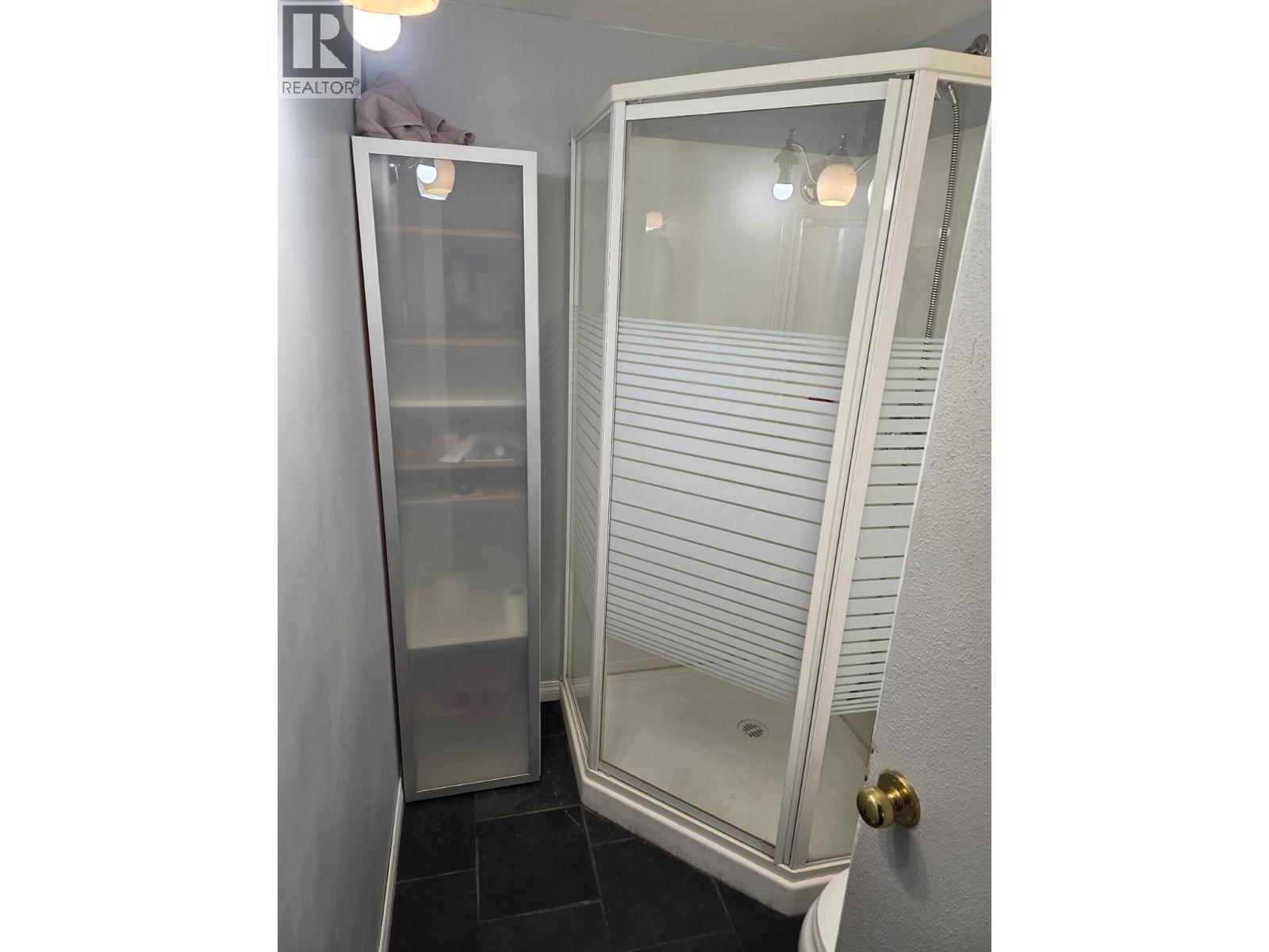 705 100A Avenue, Dawson Creek, BC - Indoor