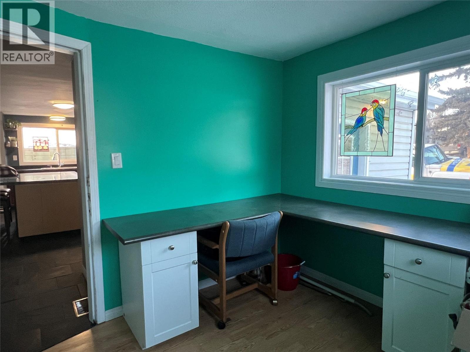 705 100A Avenue, Dawson Creek, BC - Indoor Photo Showing Office