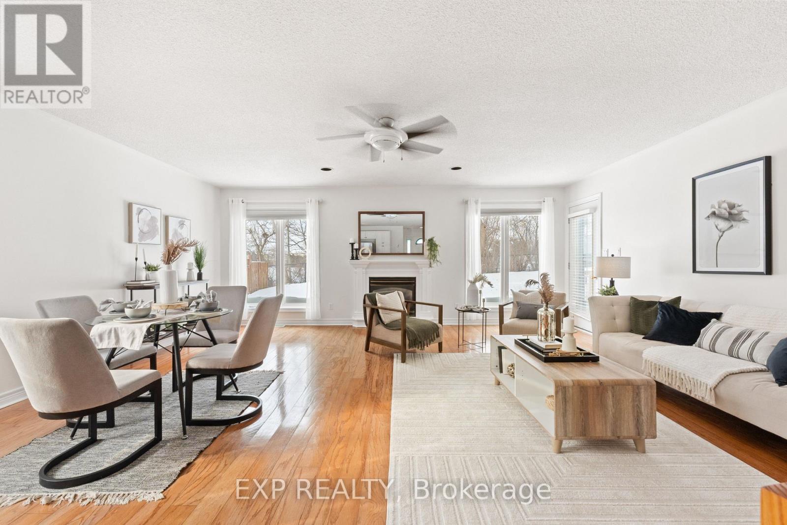 1036 Stone Cottage Crescent, Oshawa (Pinecrest), ON - Indoor