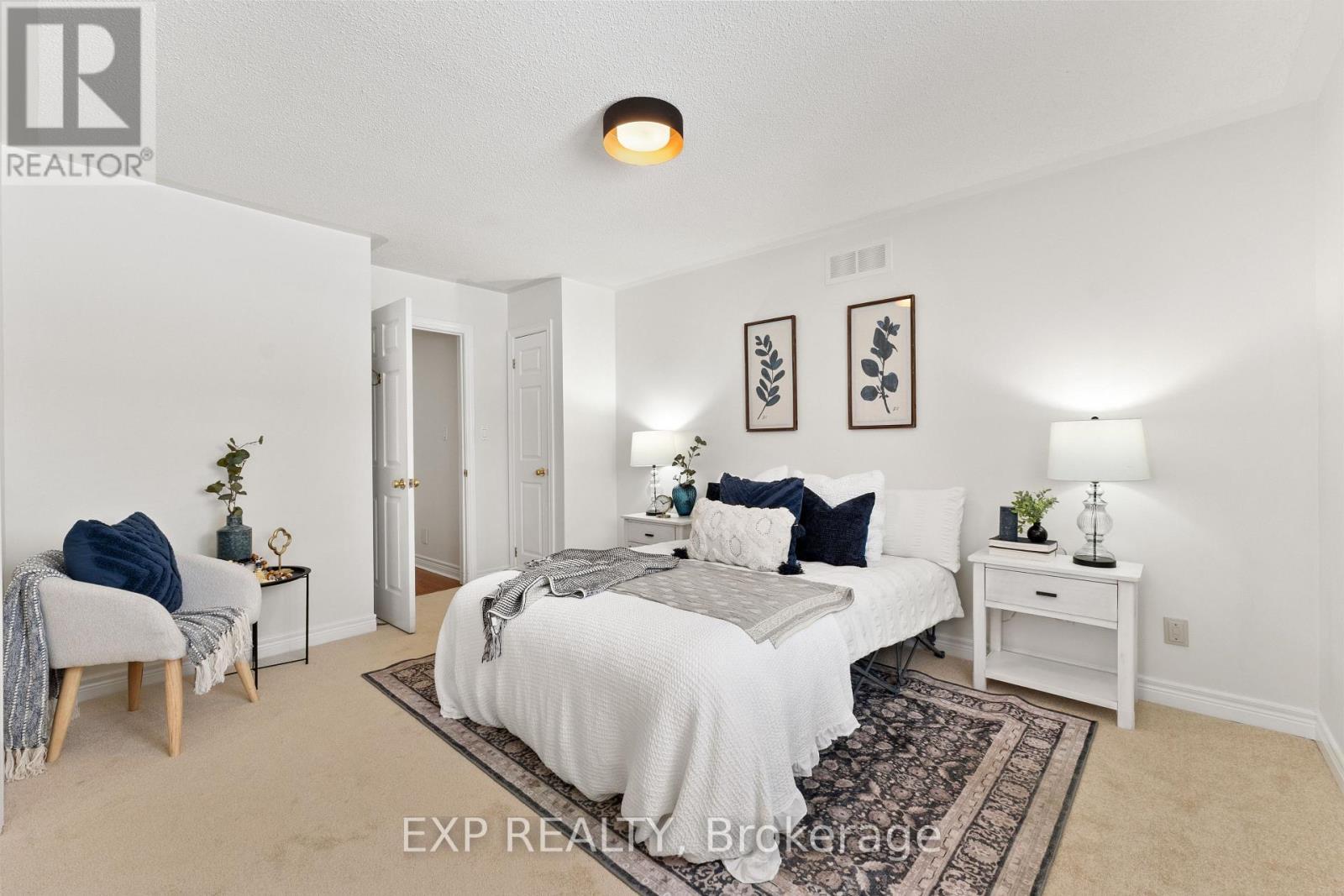1036 Stone Cottage Crescent, Oshawa (Pinecrest), ON - Indoor Photo Showing Bedroom