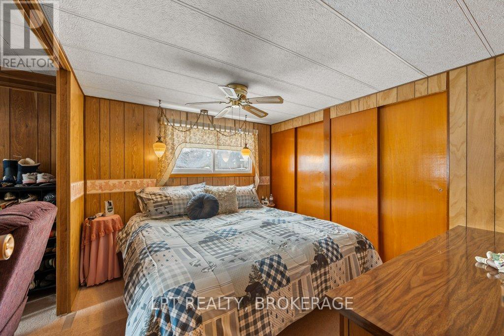 1023 Moon Road, Frontenac (Frontenac Centre), ON