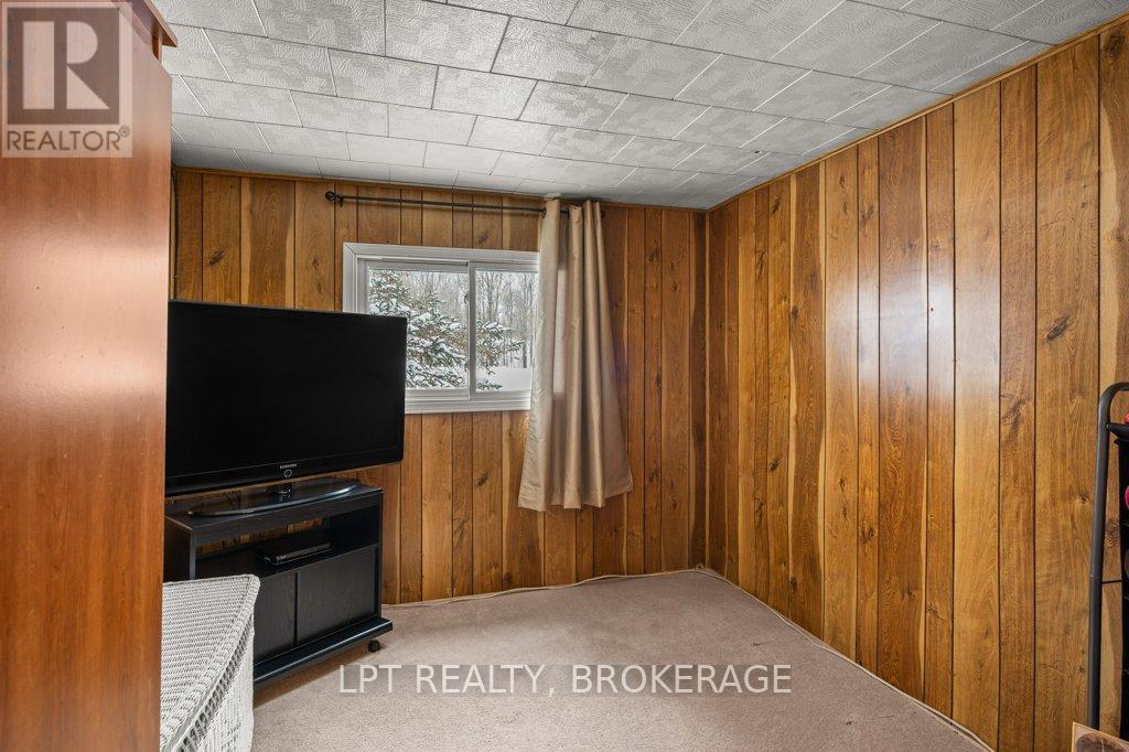 1023 Moon Road, Frontenac (Frontenac Centre), ON