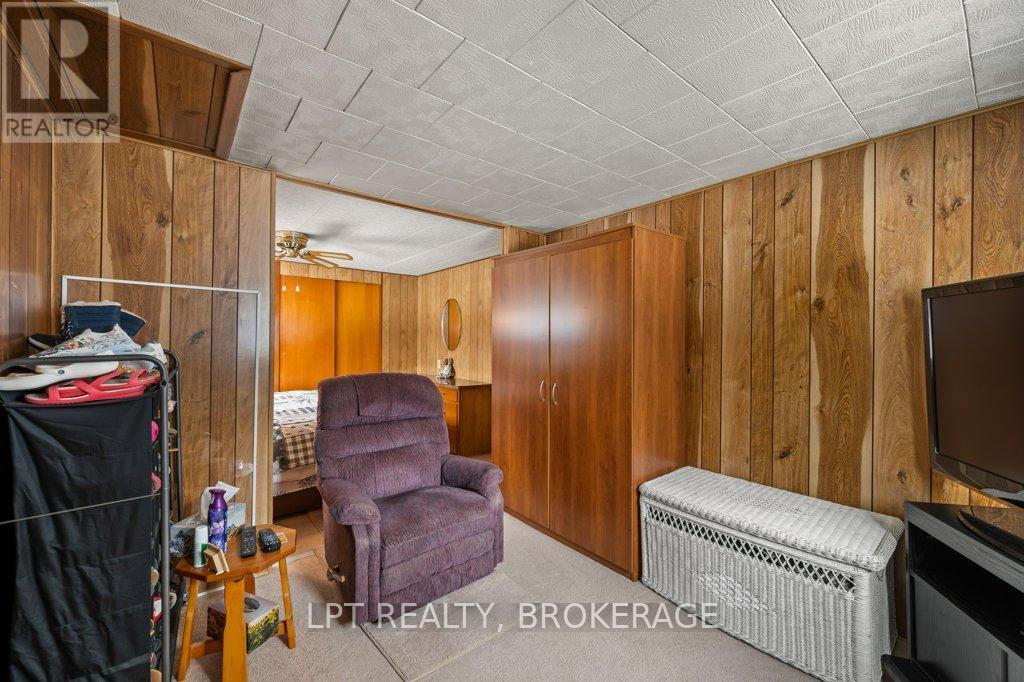 1023 Moon Road, Frontenac (Frontenac Centre), ON