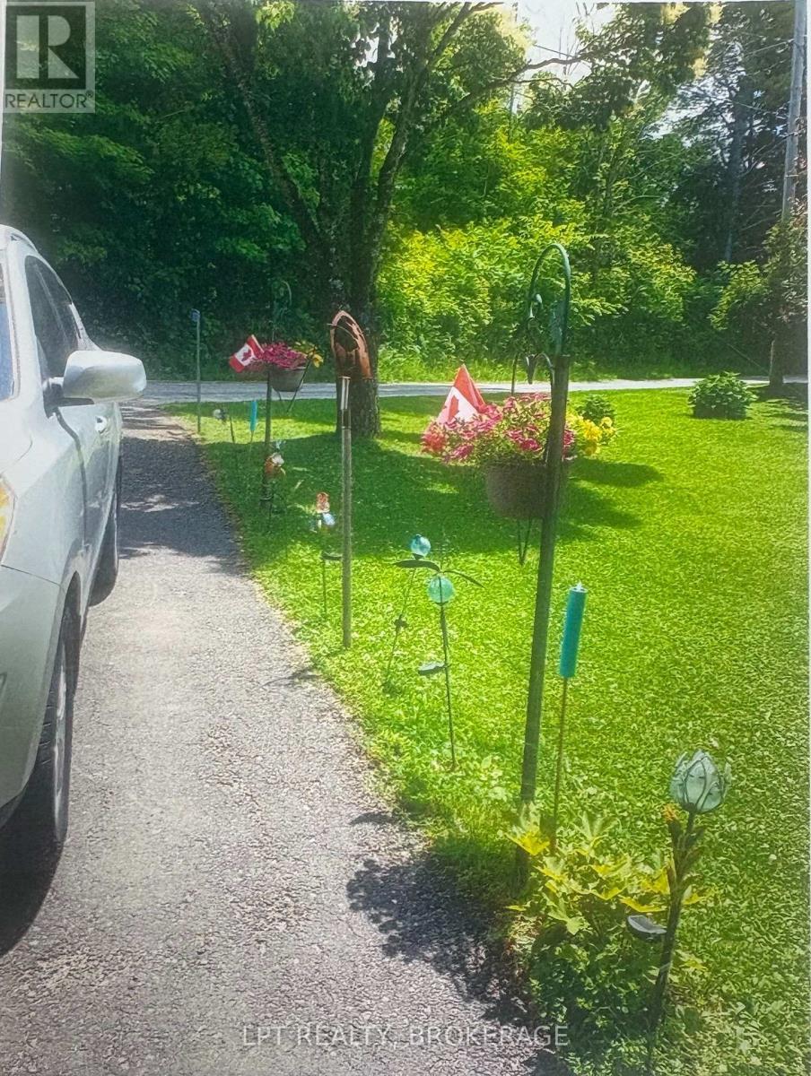 1023 Moon Road, Frontenac (Frontenac Centre), ON